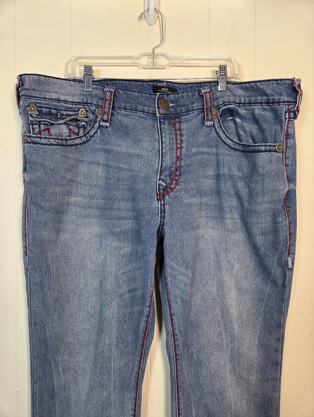 True Religion Mens Ricky Super T Flap Relaxed Straight Red Chain stitch Size 42
